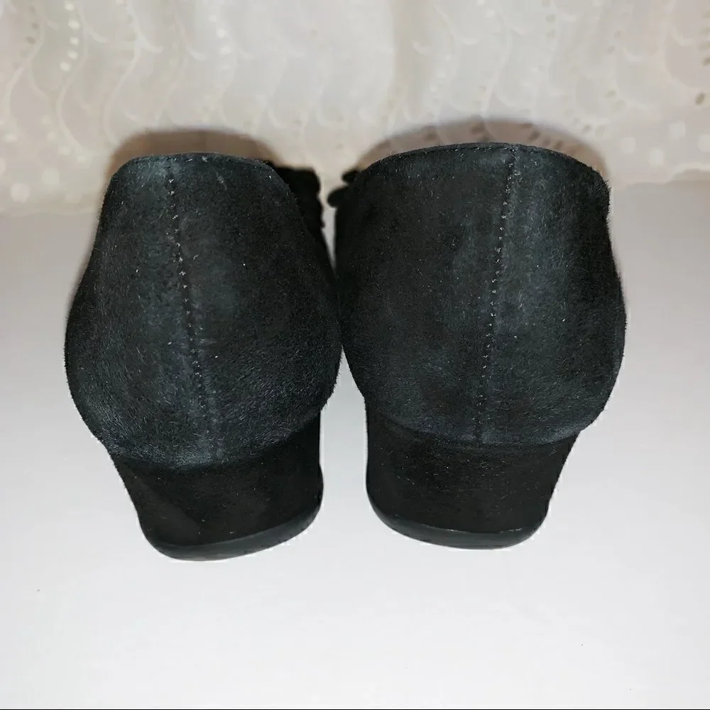 Me too black suede wedge pumps with ruffle  7.5